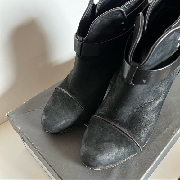 Rag & Bone Black Harrow booties SIZE 8 - Picture 3 of 5